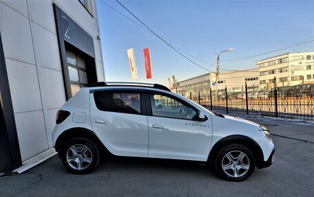 Renault Sandero II рестайлинг, 2019 год, 1 225 000 рублей, 7 фотография