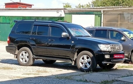 Toyota Land Cruiser 100 рестайлинг 2, 2005 год, 2 300 000 рублей, 21 фотография