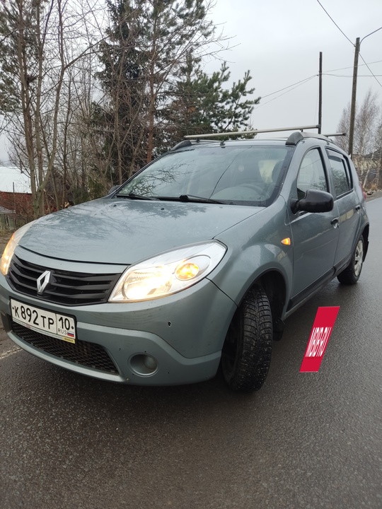 Renault Sandero I, 2013 год, 580 000 рублей, 2 фотография