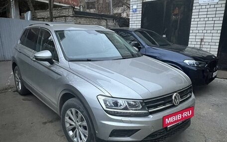 Volkswagen Tiguan II, 2017 год, 2 700 000 рублей, 5 фотография