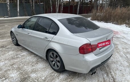 BMW 3 серия, 2006 год, 1 150 000 рублей, 10 фотография