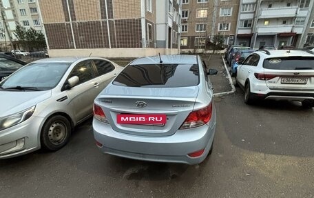 Hyundai Solaris II рестайлинг, 2013 год, 800 000 рублей, 4 фотография