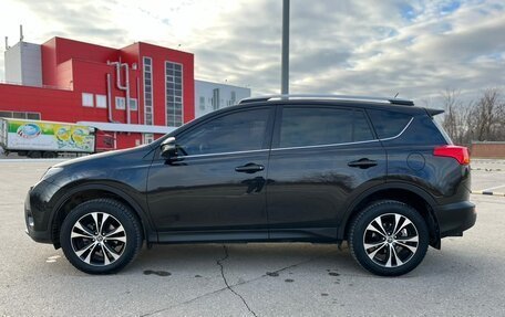 Toyota RAV4, 2014 год, 2 430 000 рублей, 2 фотография