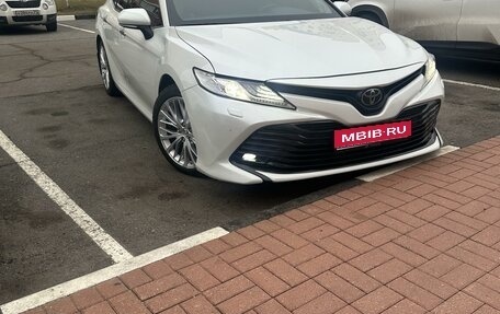 Toyota Camry, 2018 год, 2 550 000 рублей, 1 фотография