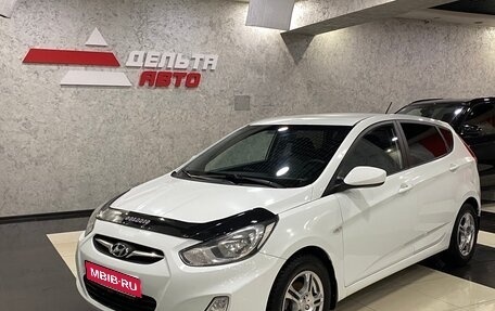 Hyundai Solaris II рестайлинг, 2011 год, 699 000 рублей, 1 фотография