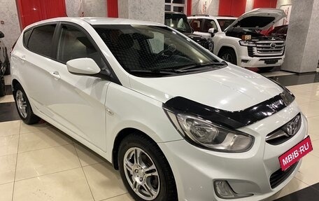 Hyundai Solaris II рестайлинг, 2011 год, 699 000 рублей, 3 фотография