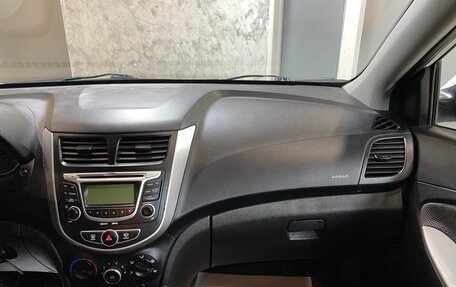 Hyundai Solaris II рестайлинг, 2011 год, 699 000 рублей, 17 фотография