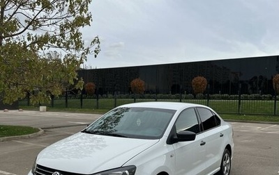 Volkswagen Polo VI (EU Market), 2015 год, 1 000 000 рублей, 1 фотография