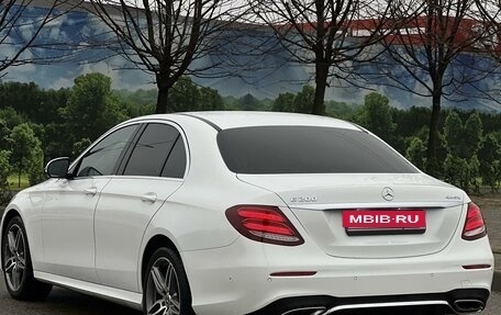 Mercedes-Benz E-Класс, 2020 год, 4 200 000 рублей, 5 фотография