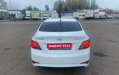 Hyundai Solaris II рестайлинг, 2014 год, 1 000 000 рублей, 6 фотография