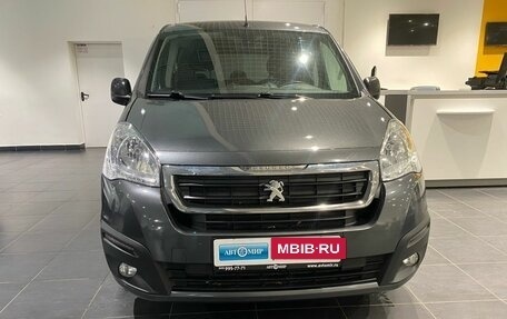 Peugeot Partner II рестайлинг 2, 2021 год, 2 200 000 рублей, 2 фотография