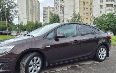 Opel Astra J, 2014 год, 1 250 000 рублей, 2 фотография