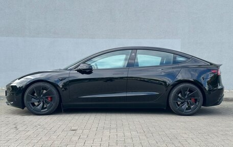 Tesla Model 3 I, 2024 год, 7 840 000 рублей, 3 фотография