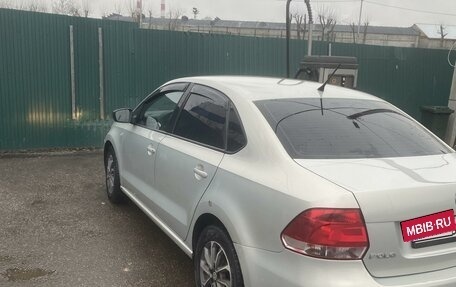 Volkswagen Polo VI (EU Market), 2013 год, 870 000 рублей, 2 фотография