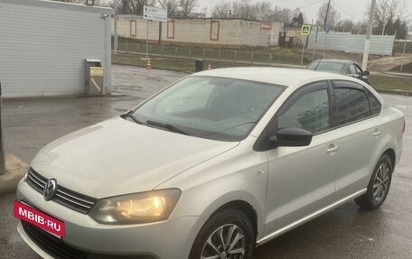 Volkswagen Polo VI (EU Market), 2013 год, 870 000 рублей, 4 фотография