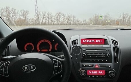 KIA cee'd I рестайлинг, 2008 год, 800 000 рублей, 12 фотография