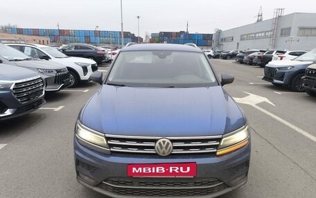 Volkswagen Tiguan II, 2019 год, 3 025 000 рублей, 2 фотография