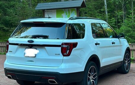 Ford Explorer VI, 2016 год, 3 500 000 рублей, 2 фотография