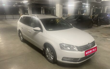 Volkswagen Passat B7, 2011 год, 980 000 рублей, 5 фотография