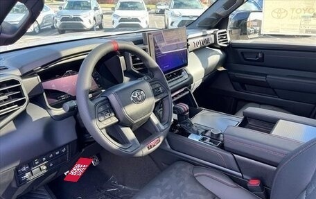 Toyota Sequoia, 2024 год, 15 640 000 рублей, 10 фотография