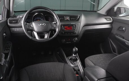 KIA Rio III рестайлинг, 2013 год, 1 089 000 рублей, 6 фотография