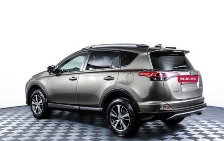 Toyota RAV4, 2018 год, 2 421 000 рублей, 7 фотография