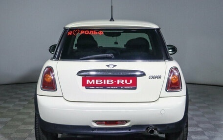 MINI Hatch, 2010 год, 950 000 рублей, 6 фотография