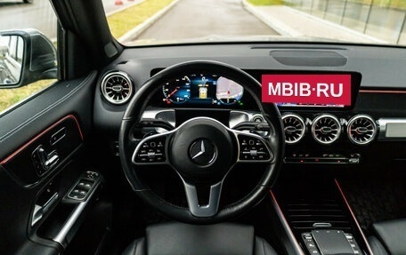 Mercedes-Benz GLB, 2021 год, 4 800 000 рублей, 17 фотография