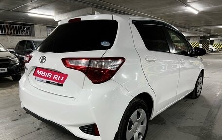 Toyota Vitz, 2017 год, 1 095 000 рублей, 5 фотография