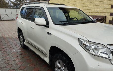 Toyota Land Cruiser Prado 150 рестайлинг 2, 2016 год, 3 440 000 рублей, 2 фотография