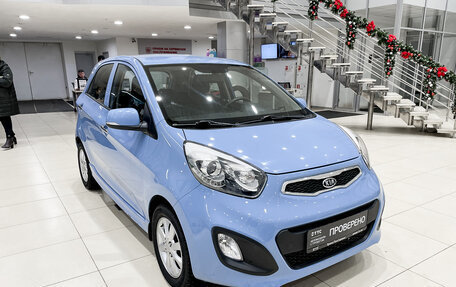 KIA Picanto II, 2011 год, 880 000 рублей, 3 фотография