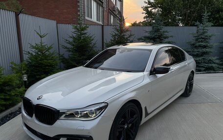 BMW 7 серия, 2018 год, 4 290 000 рублей, 2 фотография