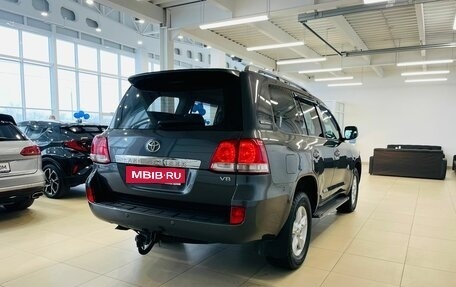 Toyota Land Cruiser 200, 2011 год, 4 099 000 рублей, 3 фотография