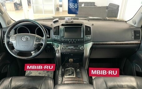 Toyota Land Cruiser 200, 2011 год, 4 099 000 рублей, 13 фотография