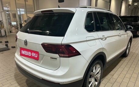 Volkswagen Tiguan II, 2017 год, 2 697 000 рублей, 5 фотография