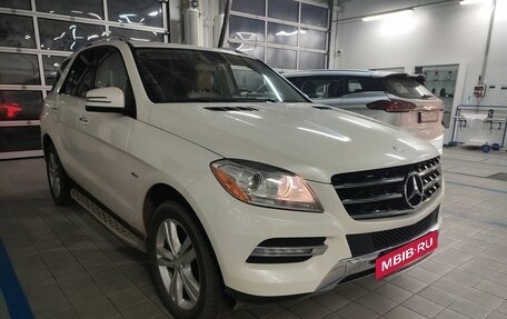 Mercedes-Benz M-Класс, 2011 год, 2 825 000 рублей, 3 фотография