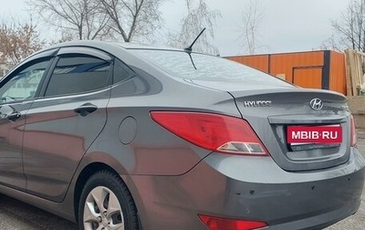 Hyundai Solaris II рестайлинг, 2015 год, 990 000 рублей, 1 фотография