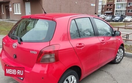 Toyota Yaris III рестайлинг, 2008 год, 650 000 рублей, 4 фотография