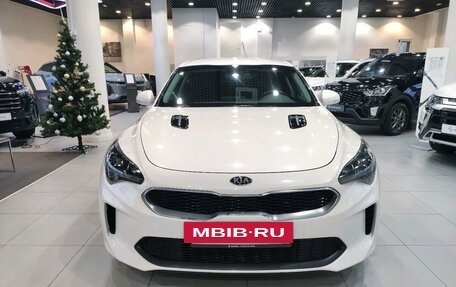 KIA Stinger I, 2018 год, 2 490 000 рублей, 2 фотография