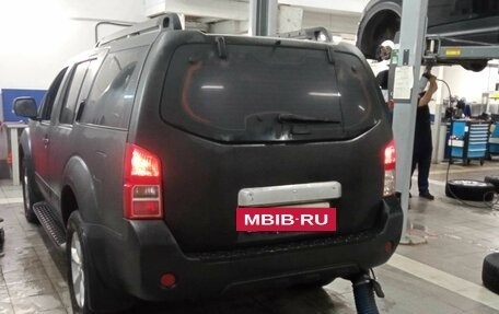 Nissan Pathfinder, 2011 год, 1 290 000 рублей, 4 фотография