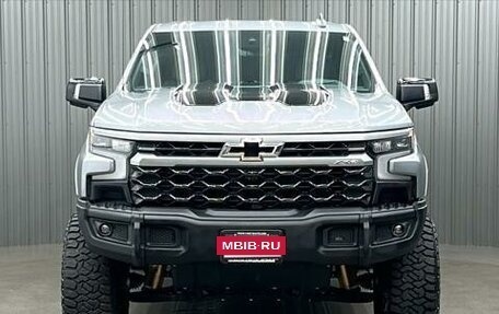 Chevrolet Silverado, 2023 год, 15 598 000 рублей, 2 фотография