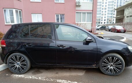 Volkswagen Golf VI, 2011 год, 850 000 рублей, 2 фотография