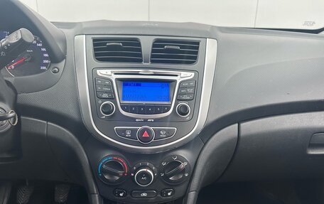 Hyundai Solaris II рестайлинг, 2011 год, 765 000 рублей, 15 фотография