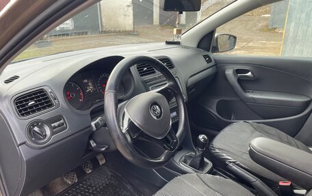 Volkswagen Polo VI (EU Market), 2015 год, 850 000 рублей, 8 фотография