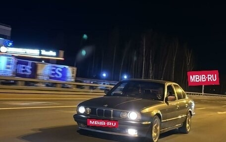 BMW 5 серия, 1989 год, 330 000 рублей, 4 фотография