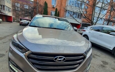 Hyundai Tucson III, 2016 год, 2 500 000 рублей, 2 фотография