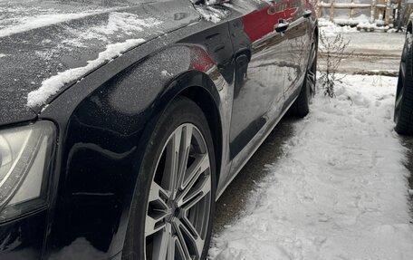 Audi A8, 2012 год, 1 350 000 рублей, 5 фотография