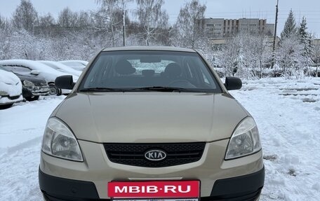 KIA Rio II, 2005 год, 590 000 рублей, 2 фотография