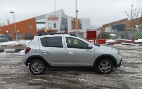 Renault Sandero II рестайлинг, 2019 год, 1 280 000 рублей, 3 фотография