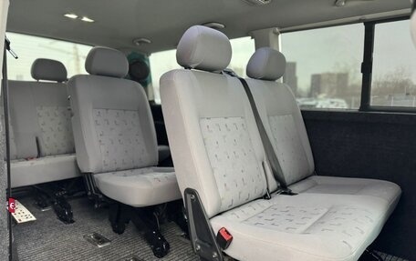 Volkswagen Transporter T5 рестайлинг, 2005 год, 1 350 000 рублей, 14 фотография